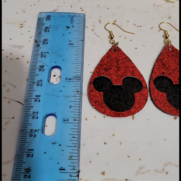💍 Black sparkly Mickey teardrop earrings - Picture 3 of 4
